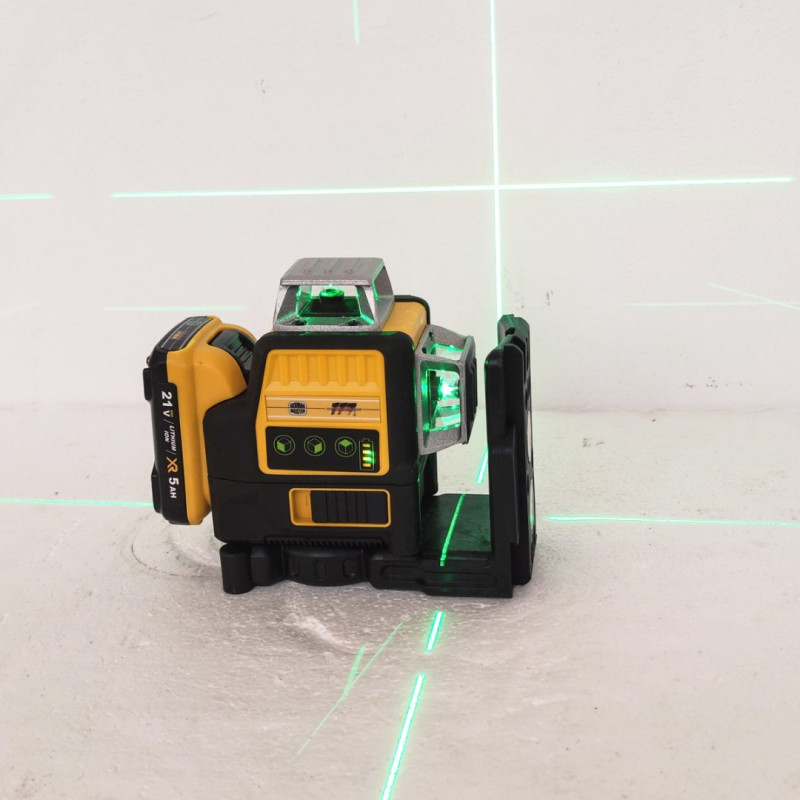 Nivela laser German Meister 3D-12 linii , 4D-16 linii , 2 acumulatori 21 V , 5 Ah , Model Nou , Lumina Verde + Trepied