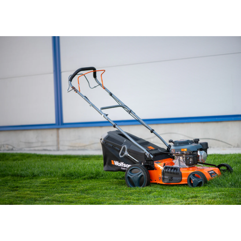 Masina de tuns iarba cu autopropulsie Wolfson, 4CP, benzina, latime de lucru 46cm