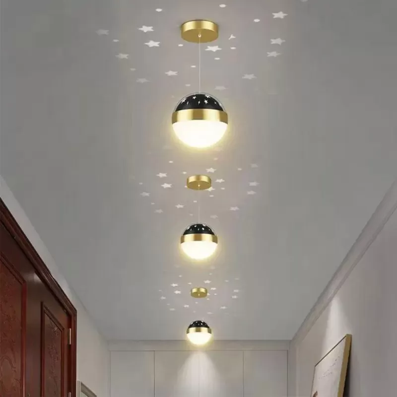 Lustra LED ITRISI 9W, Glob, lumina Rece/Calda/Neutra, Auriu Lucios Negru