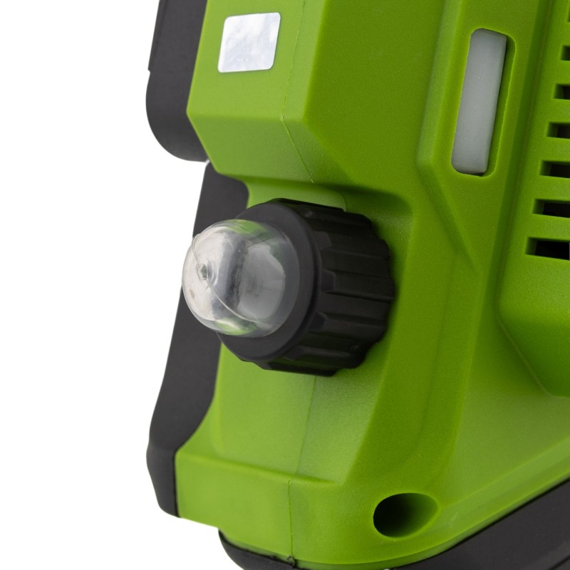 PKA46 Mini fierăstrău pe acumulator PROCRAFT 2 x acumulatori 20V / 2Ah, 1 x încărcător