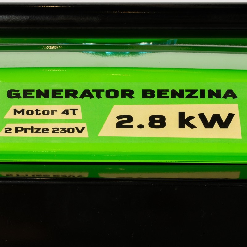 Generator Micul Fermier, 2.8KW, cu pornire manuala, motor benzina 4T, doua prize 230V, rezervor combustibil 15L