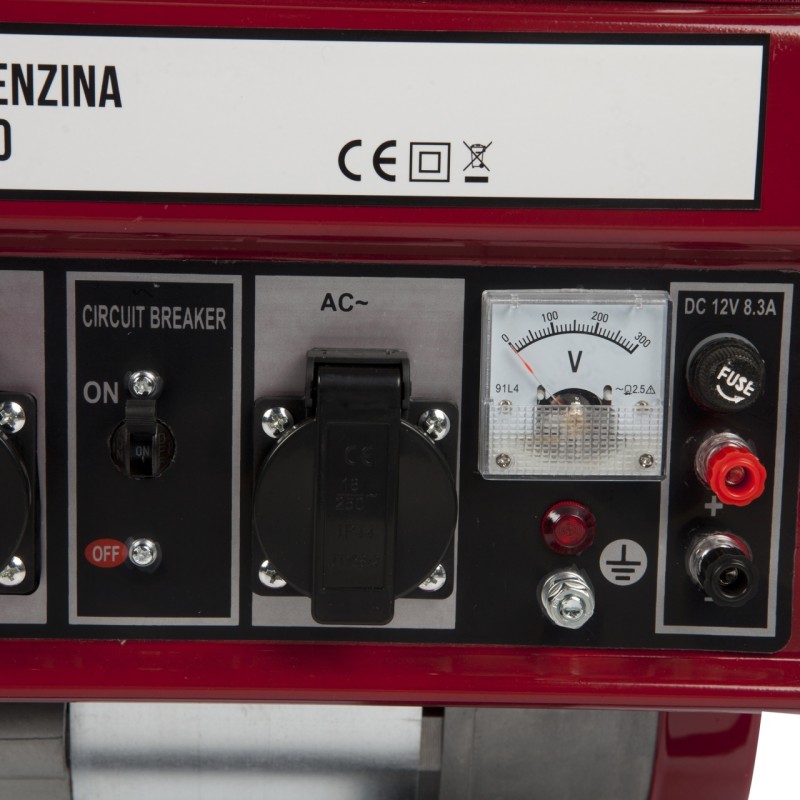 Generator Micul Fermier, 2.8KW, cu pornire manuala, motor benzina 4T, doua prize 230V, rezervor combustibil 15L