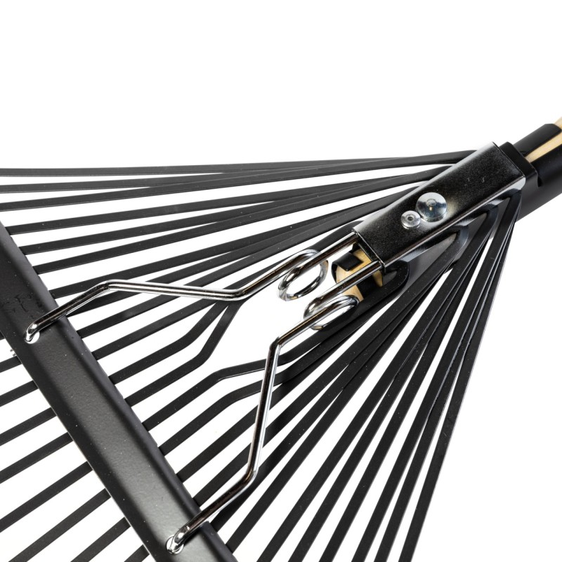 Grebla frunze 24 dinti flexibili,maner lemn,1650mm