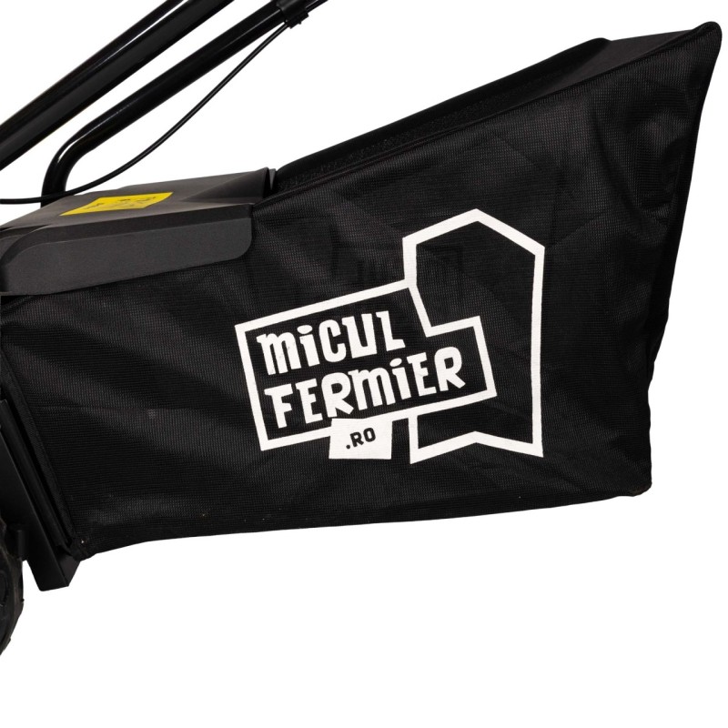 Masina de tuns gazon 2.5CP cu latime de taiere 41cm si sac colector 45L