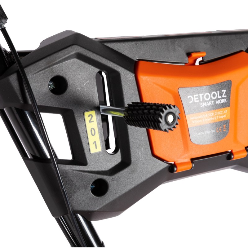 Motocultor Detoolz 8.5cp 212cc, benzina 4T, 3 viteze, pornire manuala, cu roti