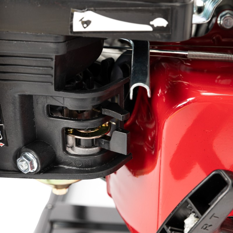 Motopompa Micul Fermier 6.5cp 196cc, benzina 4t, racord 2", debit 30000l/h