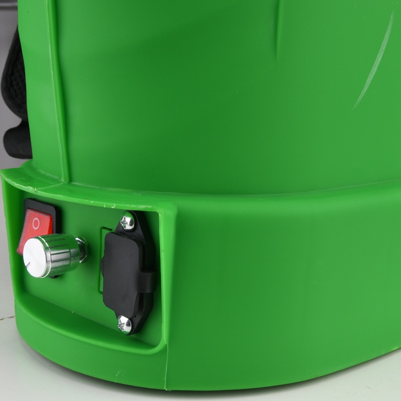 Pompa de stropit MF Pandora 18L cu acumulator