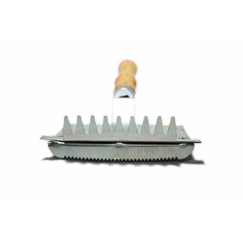 Tesala animale cu maner din lemn