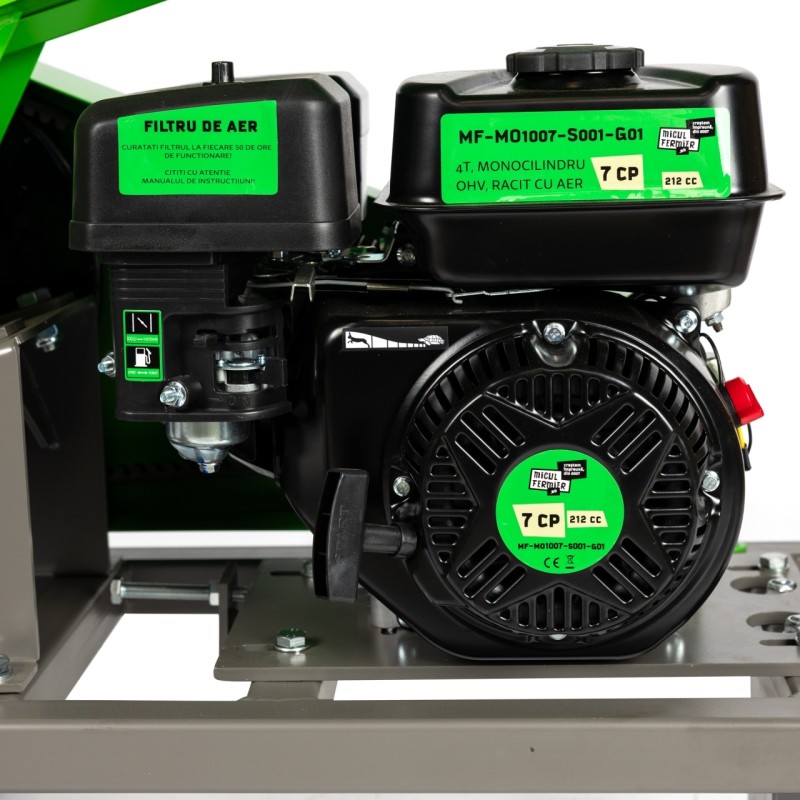 Tocator de crengi Micul Fermier, motor benzina 7 CP, 60 mm diametru maxim de taiere, pentru brichete