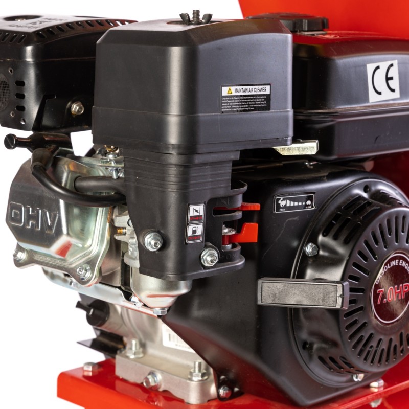 Tocator pentru crengi Micul Fermier, Ø76mm, motor benzina 6.5CP pentru rumegus