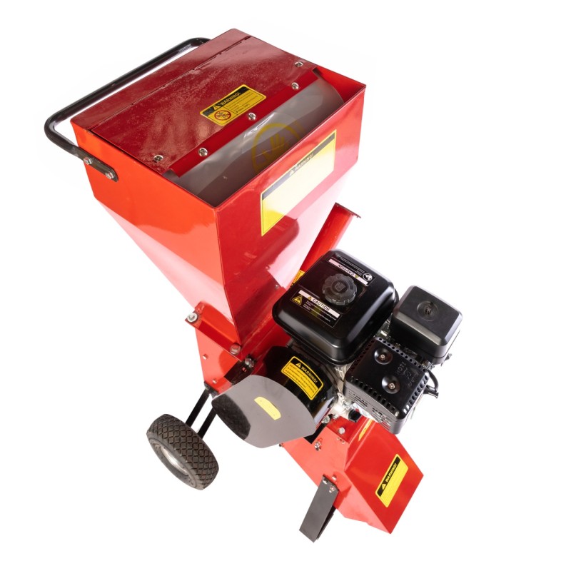 Tocator pentru crengi Micul Fermier, Ø76mm, motor benzina 6.5CP pentru rumegus