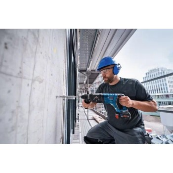 Bosch GBH 18V-28 DC (solo) Ciocan rotopercutor 3.4J fara acumulator in set