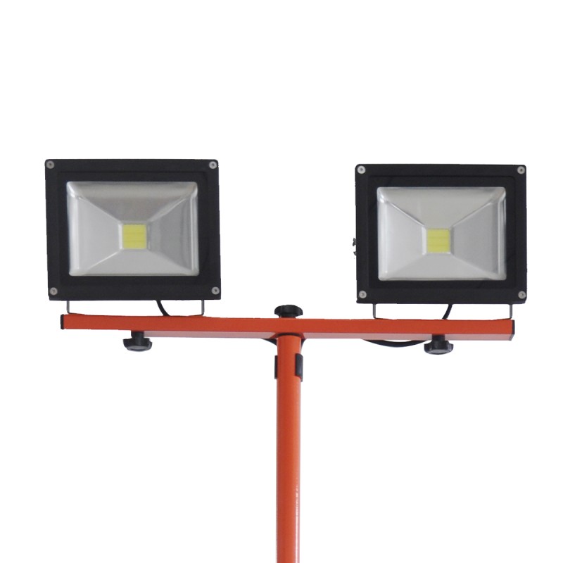Redback ED40 Stand proiectoare LED acumulatori 40V, 2x20W, solo