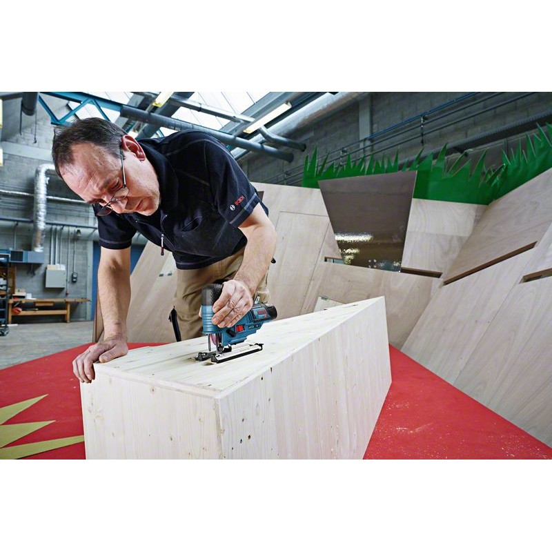 Bosch GST 12V-70 (solo) Ferastrau vertical Li-Ion, fara acumulator in set