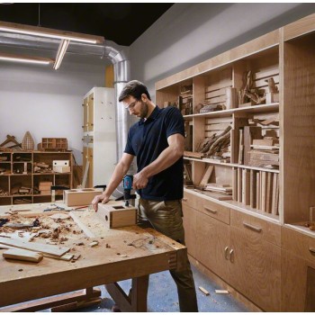 Bosch GSB 12V-30 Masina de gaurit cu percutie + 2xAcumulatori GBA 12V, 2.0Ah + incarcator rapid GAL 12V-40 + Valiza profesionala