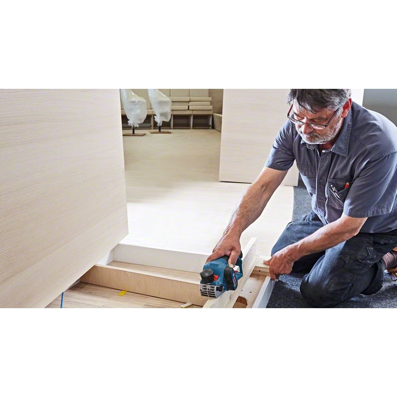 Bosch GHO 12V-20 (solo) Rindea Li-Ion, fara acumulator in set