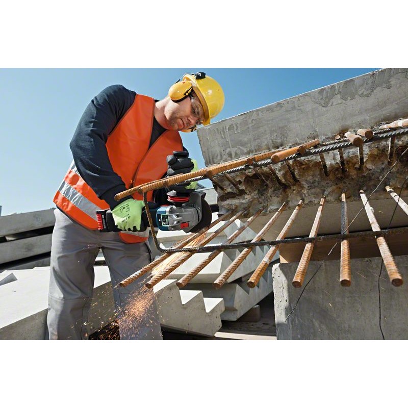 Bosch GWS 18V-10 SC (solo) Polizor unghiular brushless, Li-Ion, diametru disc 150, fara acumulator in set + L-Boxx