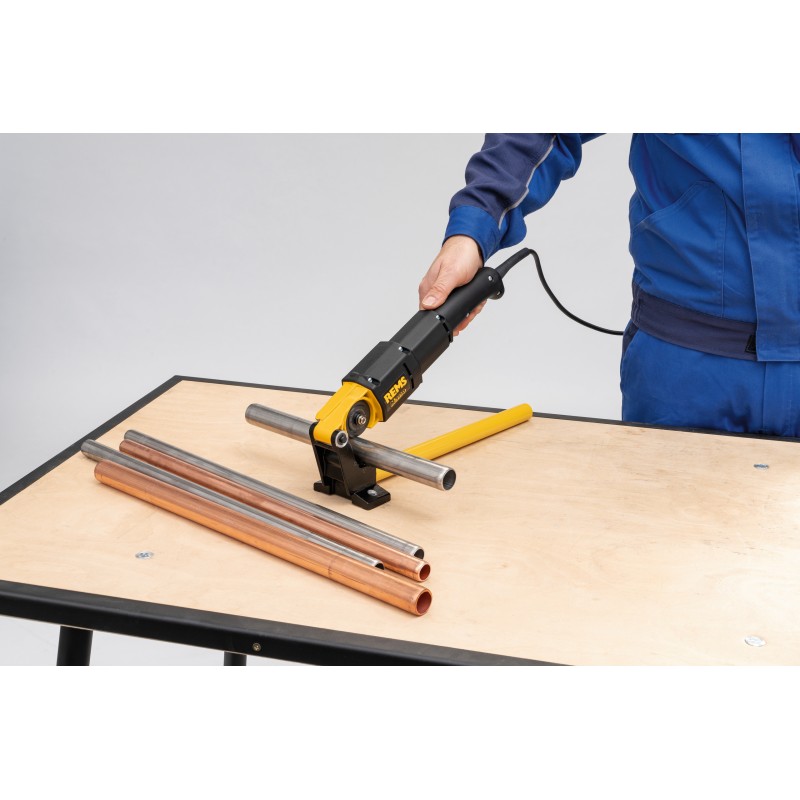 REMS Masina electrica de debitat tevi Nano Basic-Pack 130W 844010