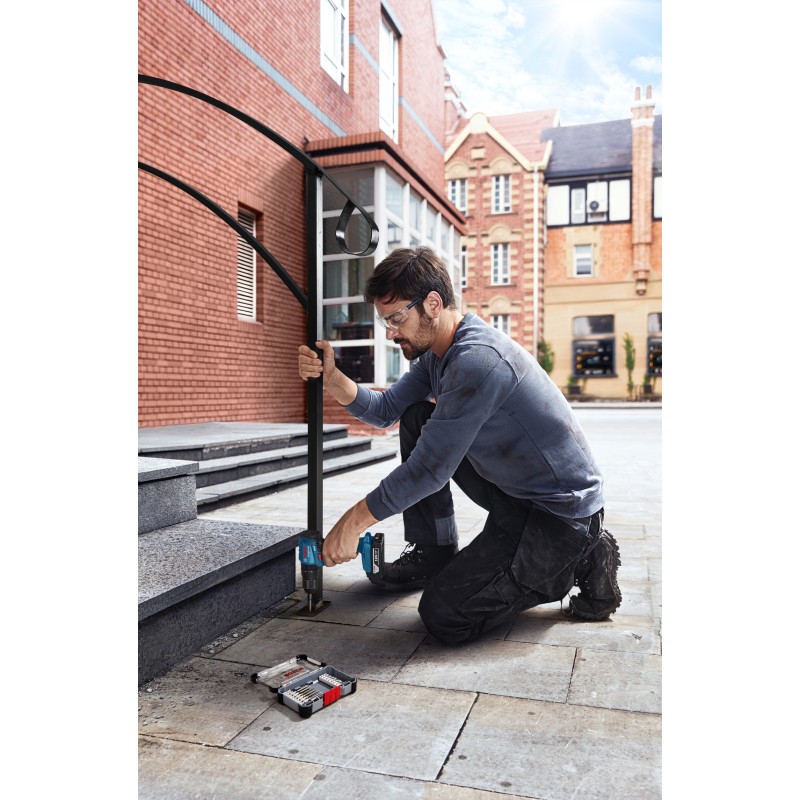 Bosch GSB 185-LI Masina de gaurit cu percutie, 50Nm + 2 acumulatori Li-Ion 18V, 2Ah + incarcator + valiza profesionala