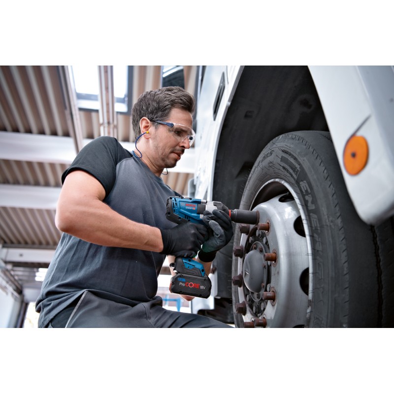 Bosch GDS 18V-1000 Surubelnita cu impact pe acumulator, 1000Nm + 2 x acumulatori  GBA 18V 5.0Ah + incarcator rapid GAL 18V-40 + L-BOXX