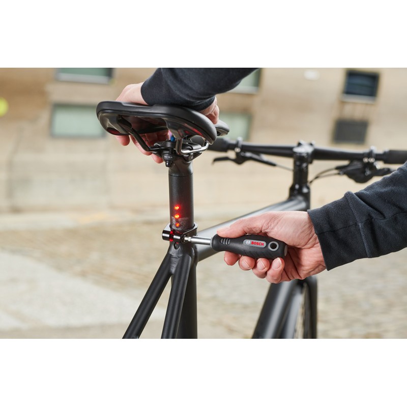 Bosch Set 45 piese Extra Hard mixt cu chei tubulare