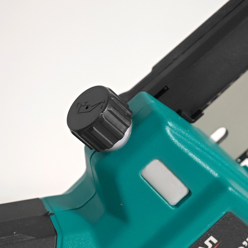 Drujba  mini fierastrau  cu acumulator DDT-CRISTAL, Indicator procentaj baterie, sistem de ungere automat, Lama+Lant 8