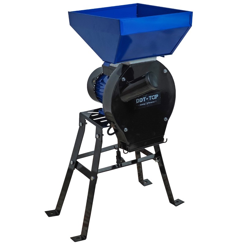 Moara electrica cu suport din metal pentru cereale si stiuleti, DDT-TOP,Cuva Mare, motor 4.2 kw , 3000 rpm, 320 kg h, 4 site de rezerva, 20 ciocanele,bonus sac,surubelnita si perie,Buton on off