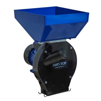 Moara electrica pentru cereale si stiuleti, DDT-TOP,Cuva Mare, motor 4.2 kw , 3000 rpm, 320 kg h, 4 site de rezerva, 20 ciocanele,bonus sac,surubelnita si perie,Buton on off