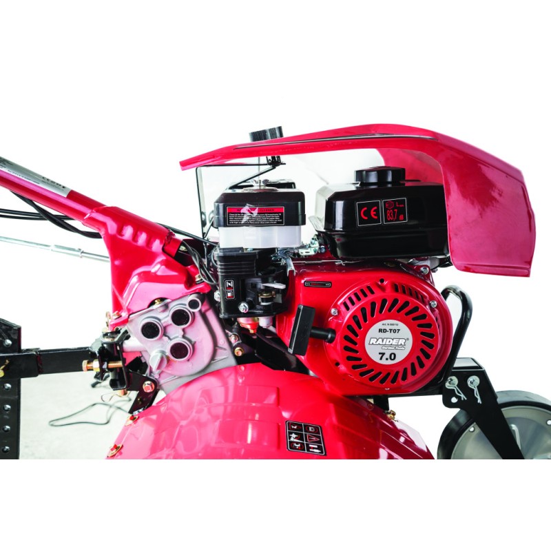 Motocultor 7 CP, 2+1 viteze cu accesorii si far RD-T07