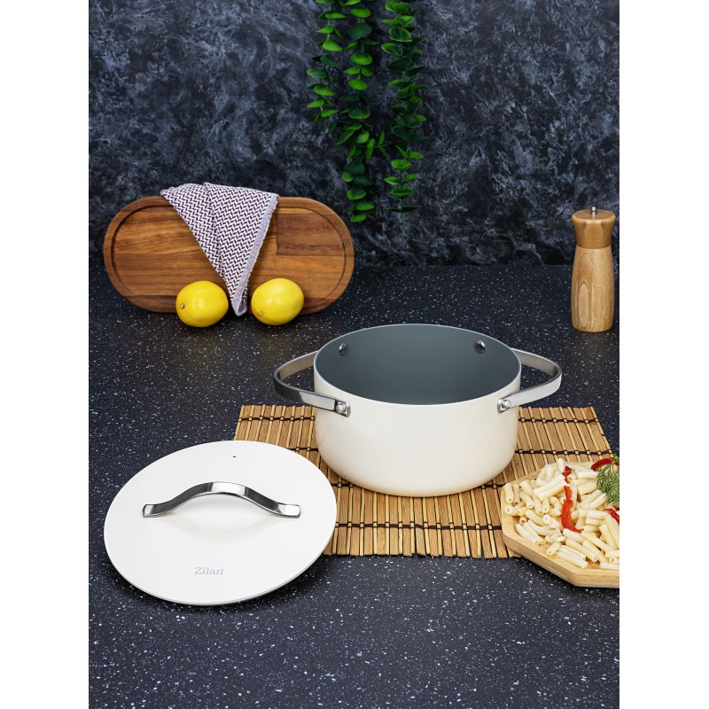 Oala Zilan ZLN0866 din 5 straturi de material, 20 cm diametru, capacitate 2.7l, Otel inoxidabil, Manere nituite