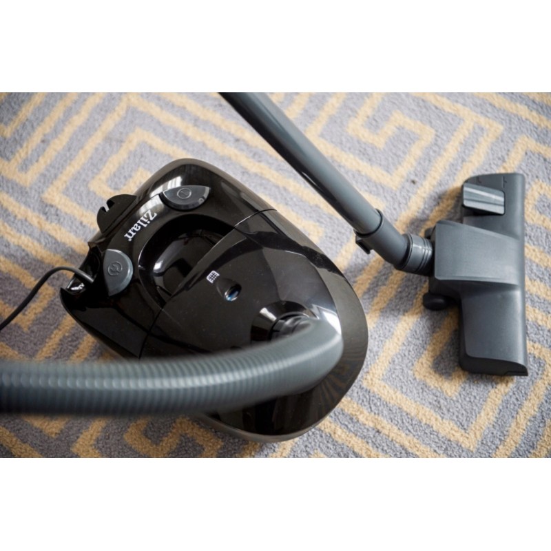 Aspirator cu sac ZILAN ZLN-8471,Negru Capacitate sac textil 2.0 l, Putere 1200W, Cordon electric retractabil 5 m